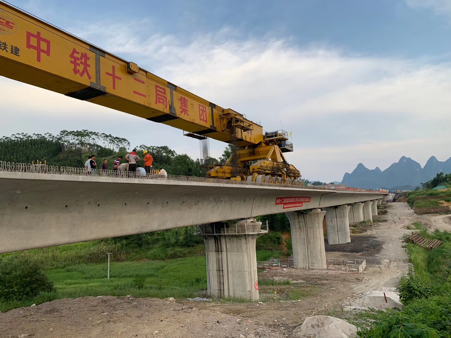 金乡预应力加固在公路桥梁施工应用